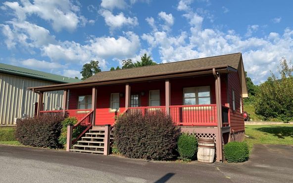 3222 NC 69, Hayesville, NC 28904